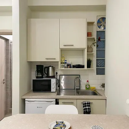 Bluebay Athens Nest Cozy 1br Near Museums And Metro Apartment *