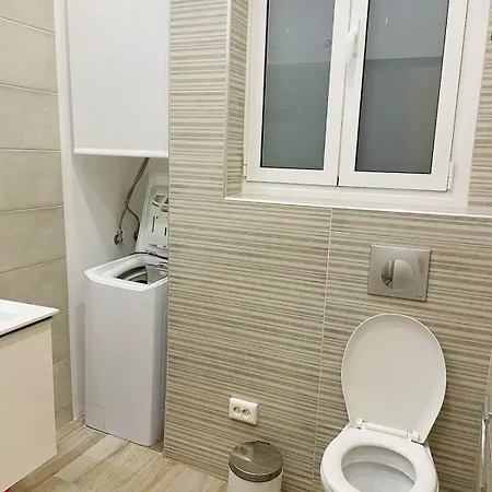 Apartment Bluebay Athens Nest Cozy 1br Near Museums And Metro Mesochorion (Evrytania)